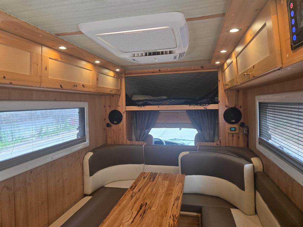 Small Truck (Wan)Camping car - Vista 7