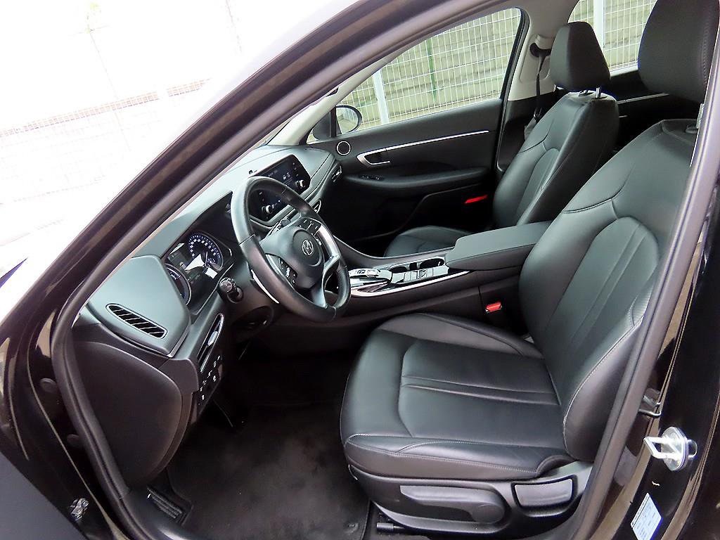HYUNDAI Sonata - Vista 5