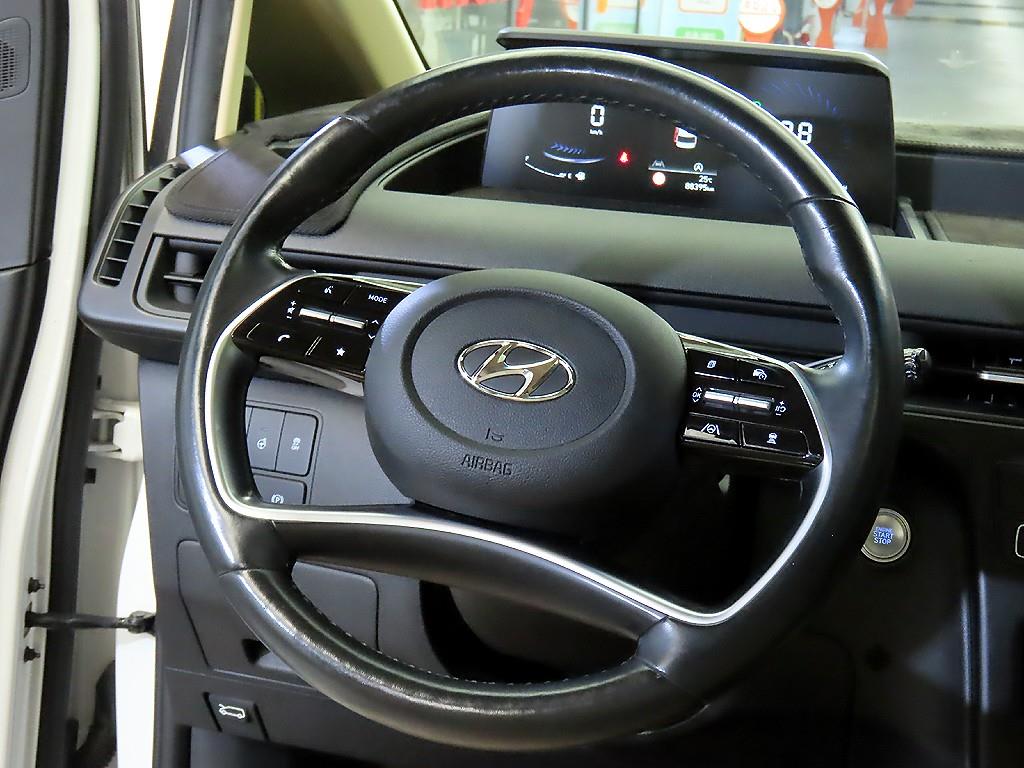 HYUNDAI Staria - Vista 8