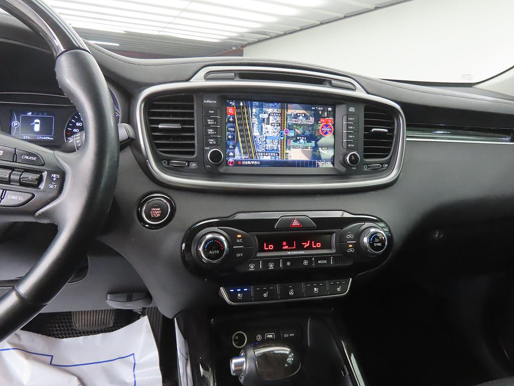 KIA Sorento - Vista 10