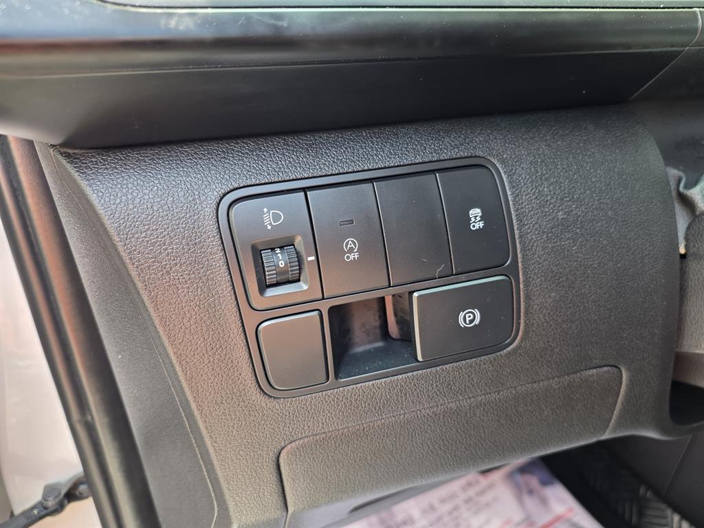 HYUNDAI Staria - Vista 8