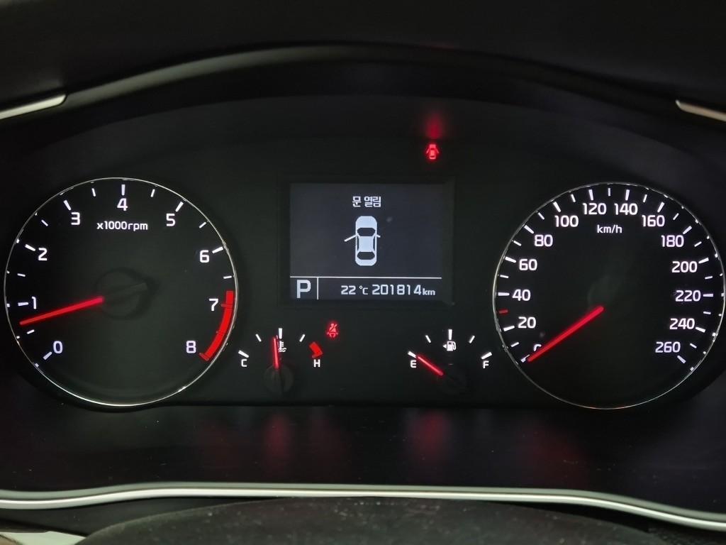 KIA K7 - Vista 6