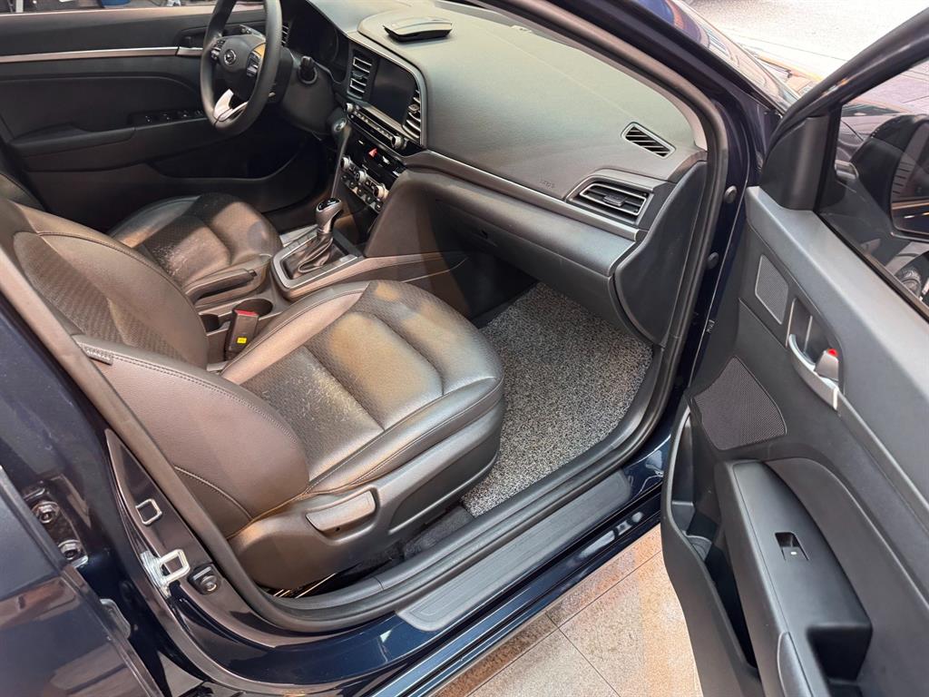 HYUNDAI Avante 2019 Azul - Importación desde Corea - HF Imports Iquique - Foto 14