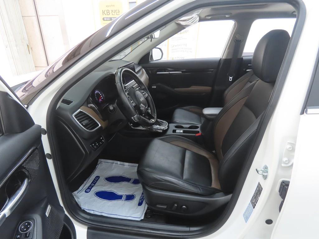 KIA Seltos - Vista 5
