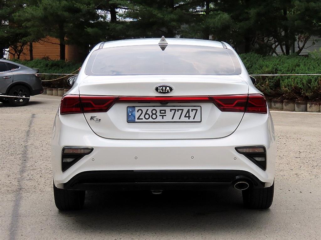 KIA K3 - Vista 4