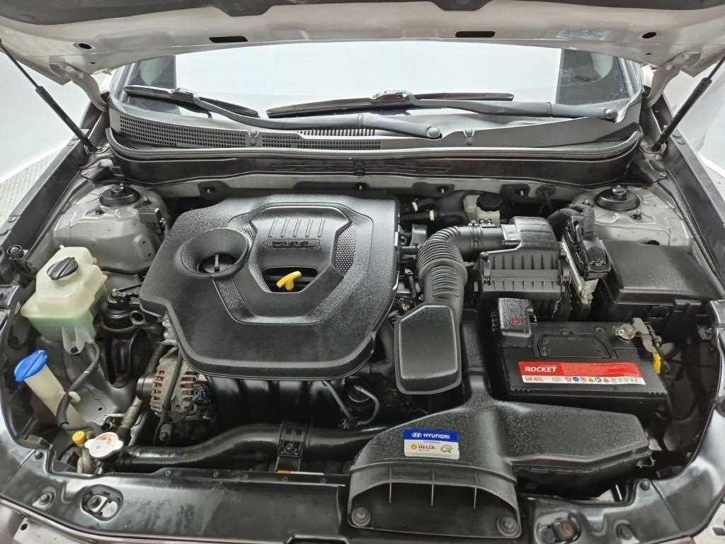 HYUNDAI Sonata - Vista 5