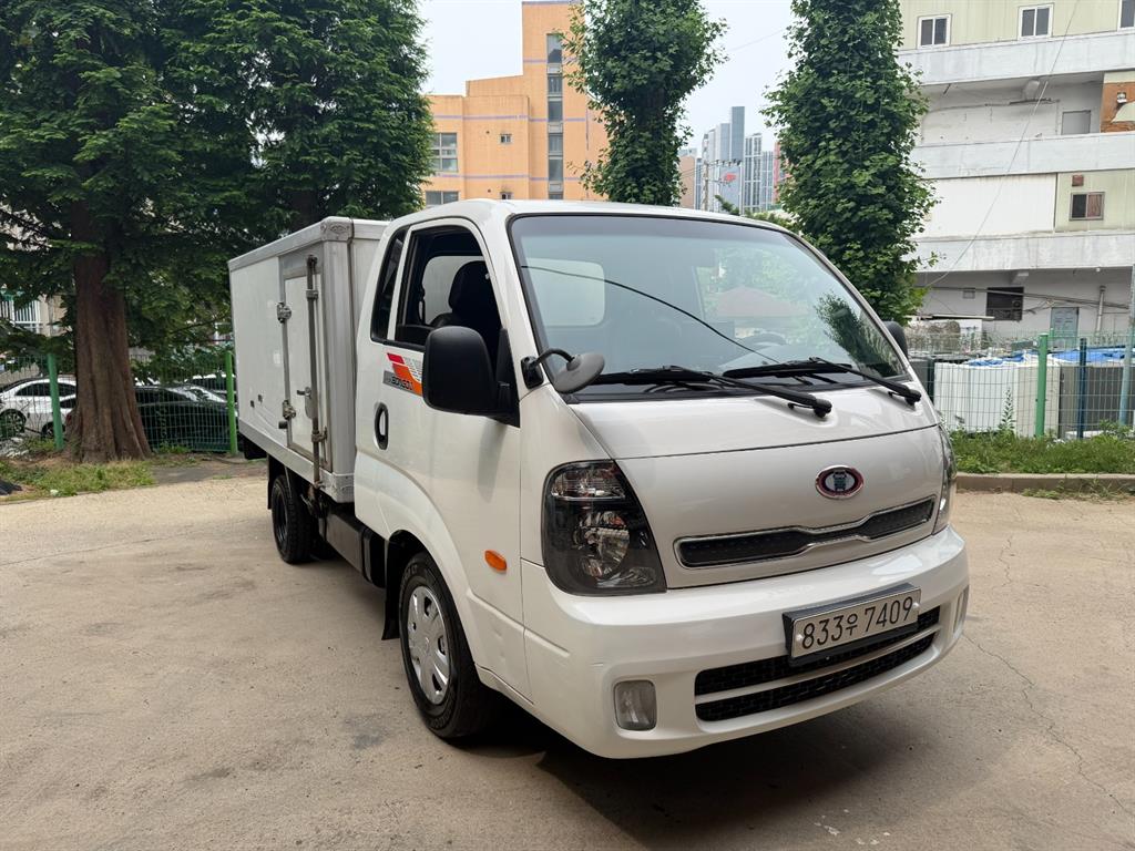Small Truck Normal Box(Low Deck) 2019 Blanco - Importación desde Corea - HF Imports Iquique - Foto 1