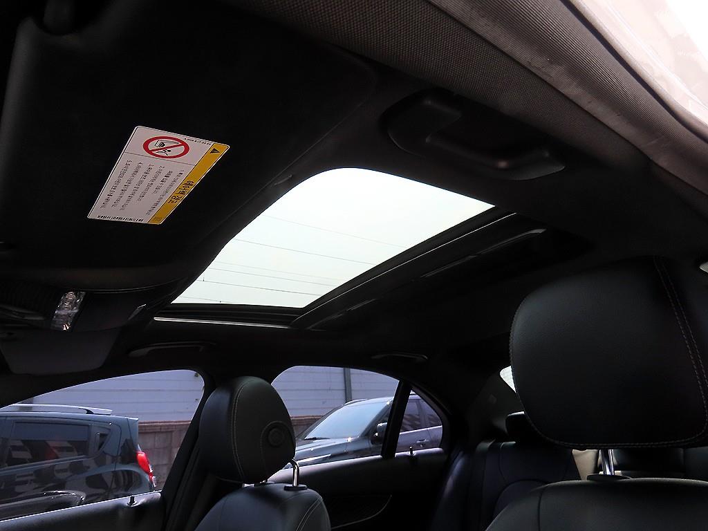 Mercedes Benz C Class 2019 - Importación desde Corea - HF Imports Iquique - Foto 18