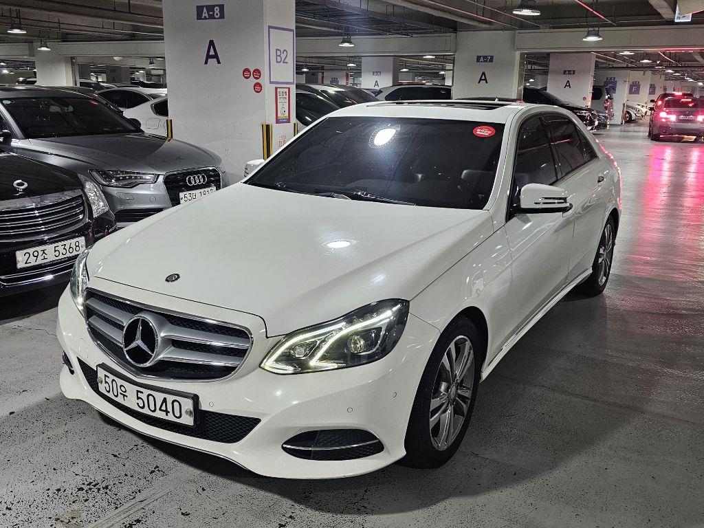 Mercedes Benz E class - Vista 2
