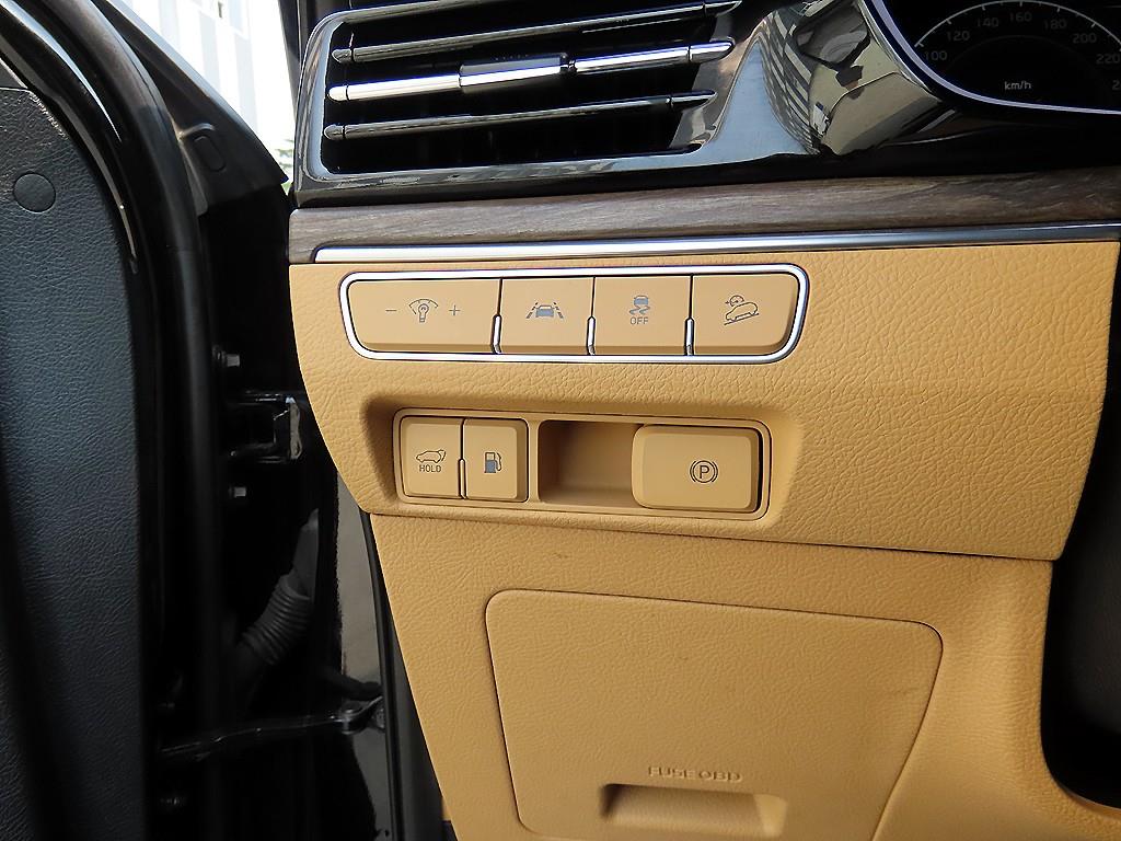 KIA Mohave - Vista 12