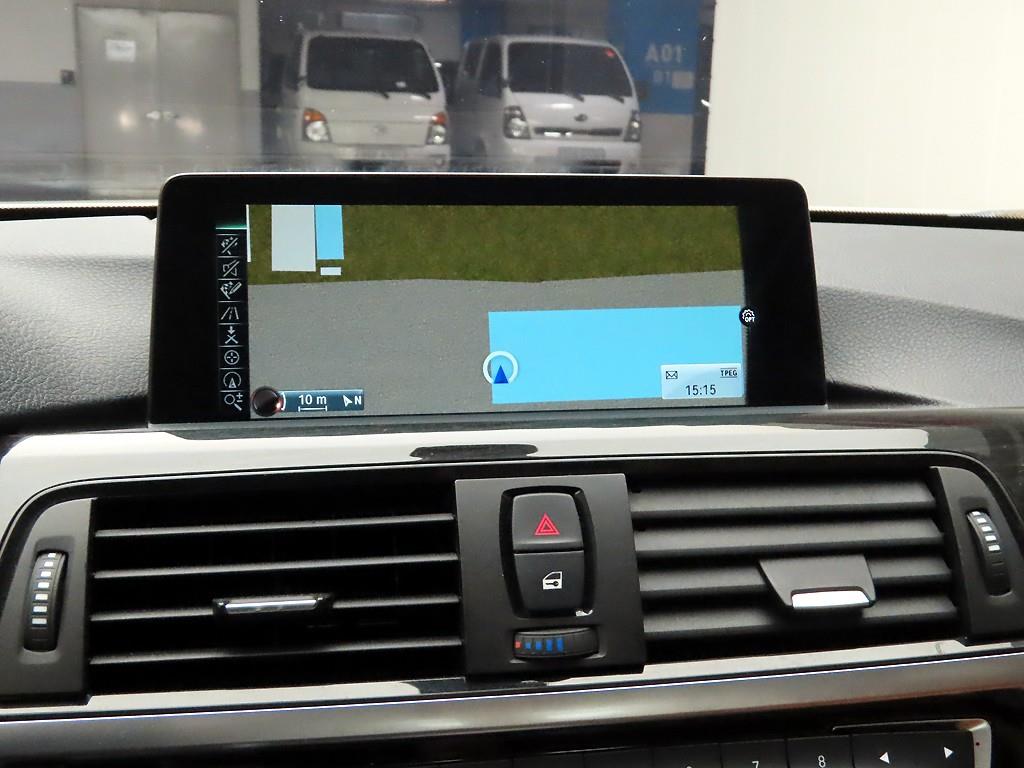 BMW 4 Series - Vista 9