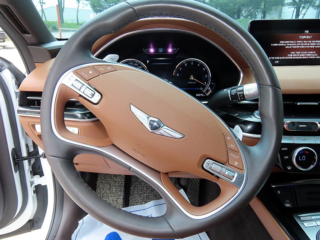Genesis G80 - Vista 8