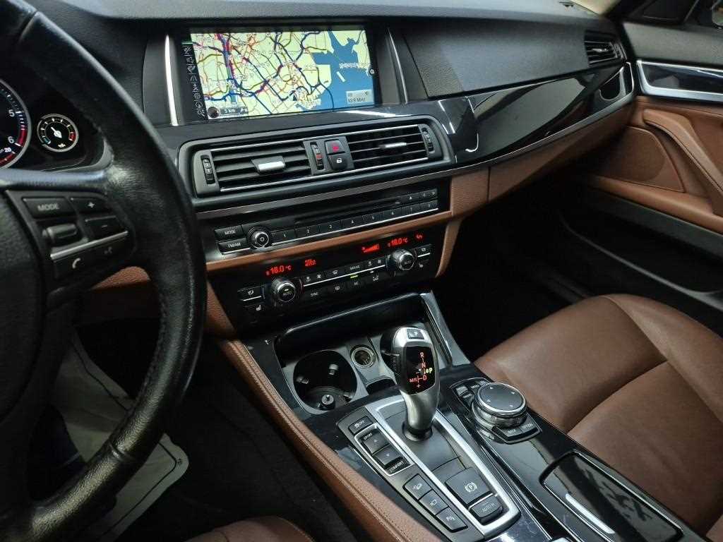 BMW 5 Series - Vista 10
