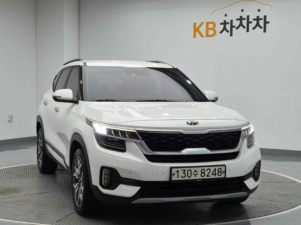 KIA Seltos - Vista 3