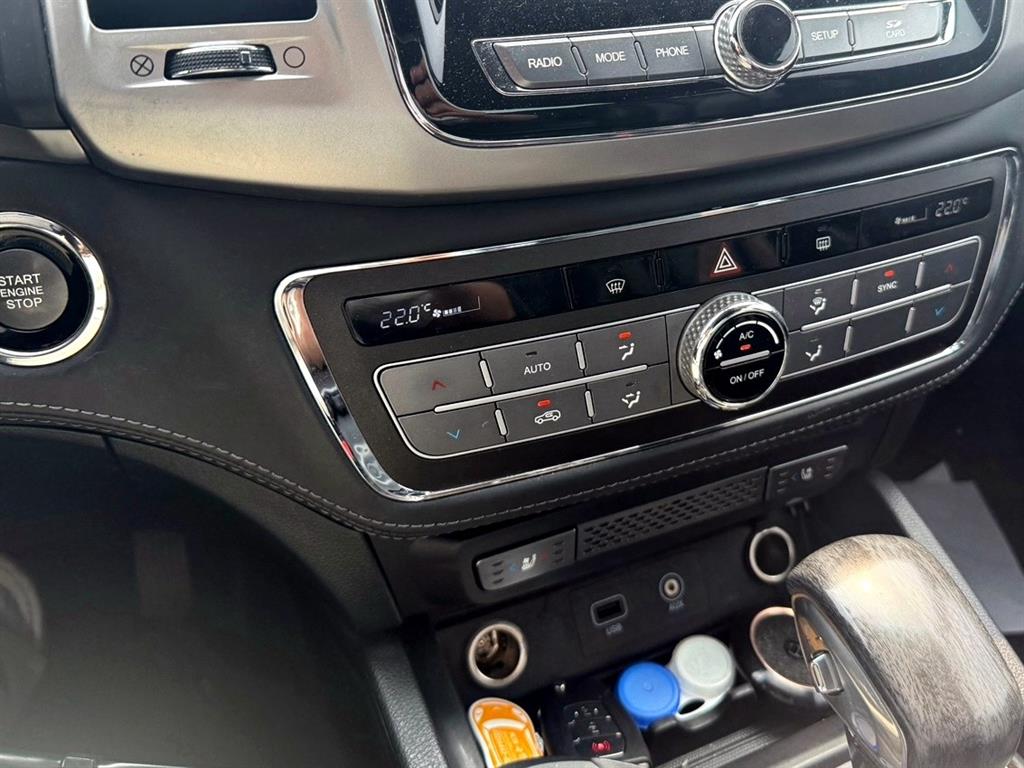 Ssangyong Rexton 2019 Gris - Importación desde Corea - HF Imports Iquique - Foto 13