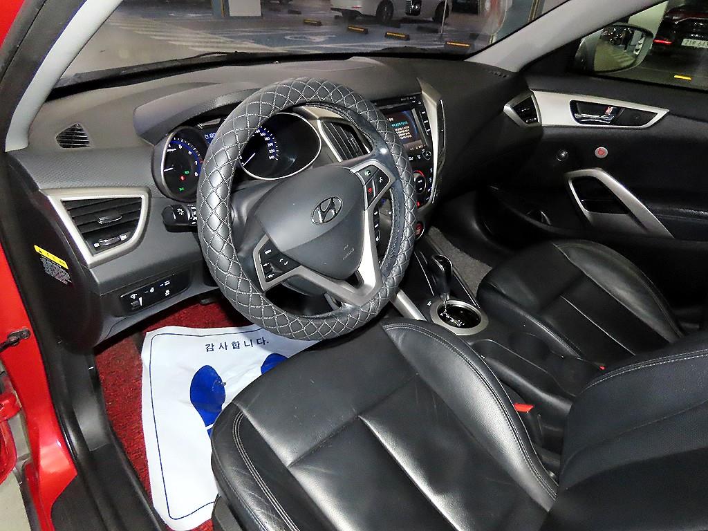 HYUNDAI Veloster - Vista 10