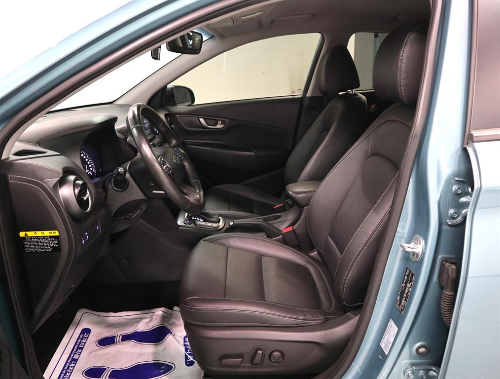 HYUNDAI Kona - Vista 8