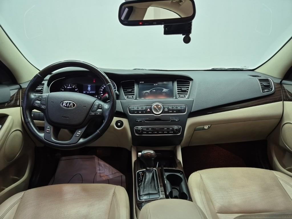 KIA K7 - Vista 7