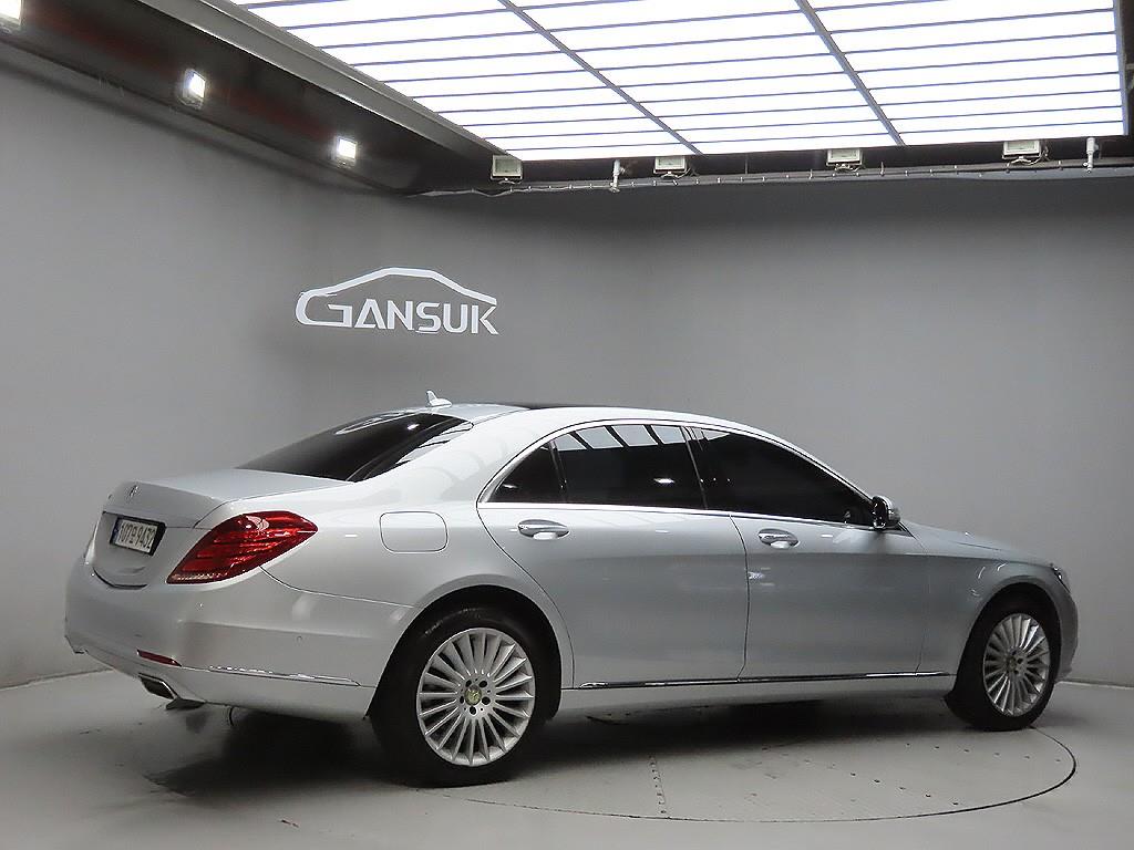 Mercedes Benz S Class - Vista 7