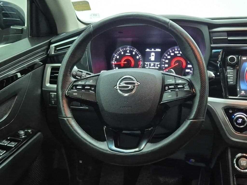 Ssangyong Korando - Vista 9