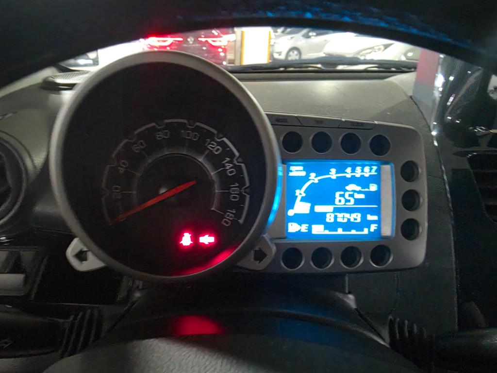 Chevrolet Spark - Vista 6