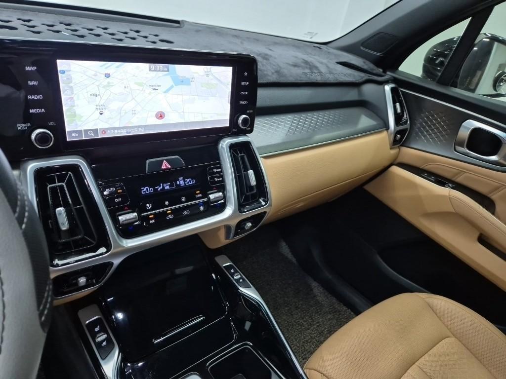 KIA Sorento - Vista 10