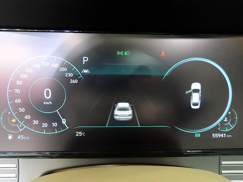 HYUNDAI Grandeur - Vista 9