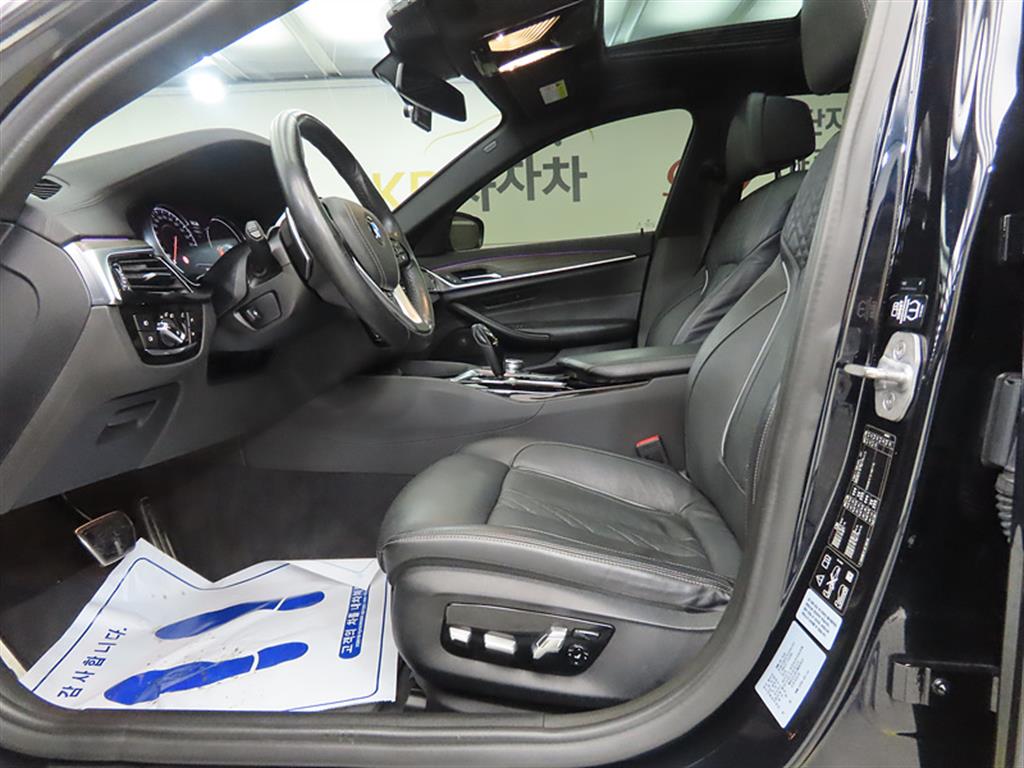 BMW 5 Series - Vista 5