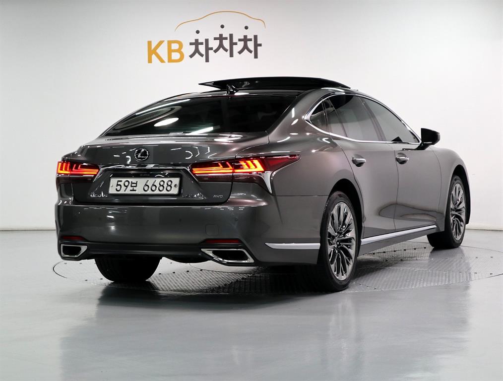 Lexus LS - Vista 3
