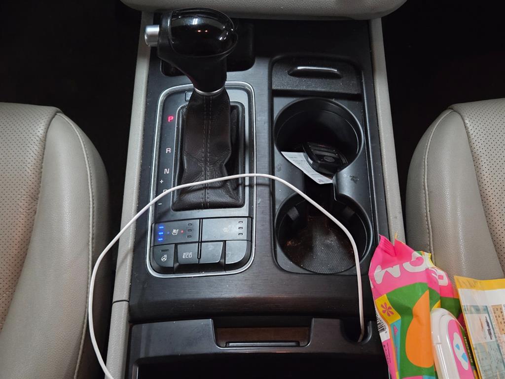 KIA Carnival 2015 Blanco - Importación desde Corea - HF Imports Iquique - Foto 14