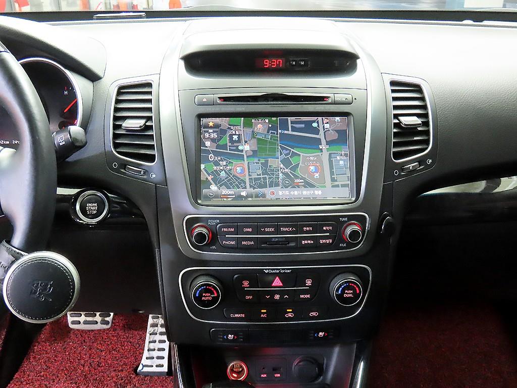 KIA Sorento - Vista 11
