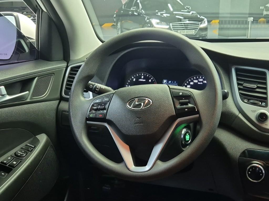 HYUNDAI Tucson - Vista 9