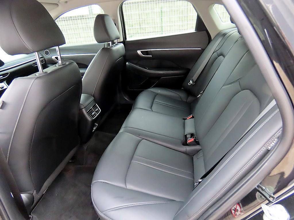 HYUNDAI Sonata - Vista 6