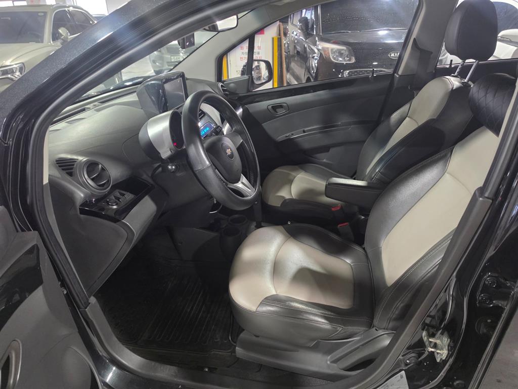 Chevrolet Spark 2012 Negro - Importación desde Corea - HF Imports Iquique - Foto 13
