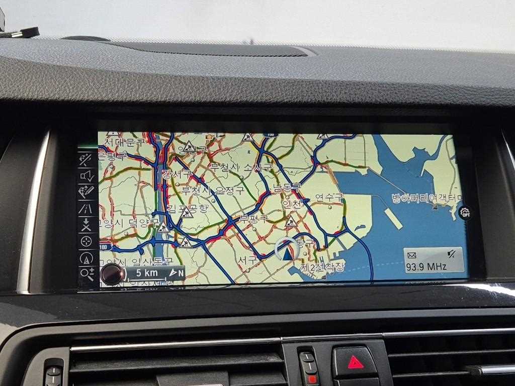 BMW 5 Series 2016 Plateado - Importación desde Corea - HF Imports Iquique - Foto 14