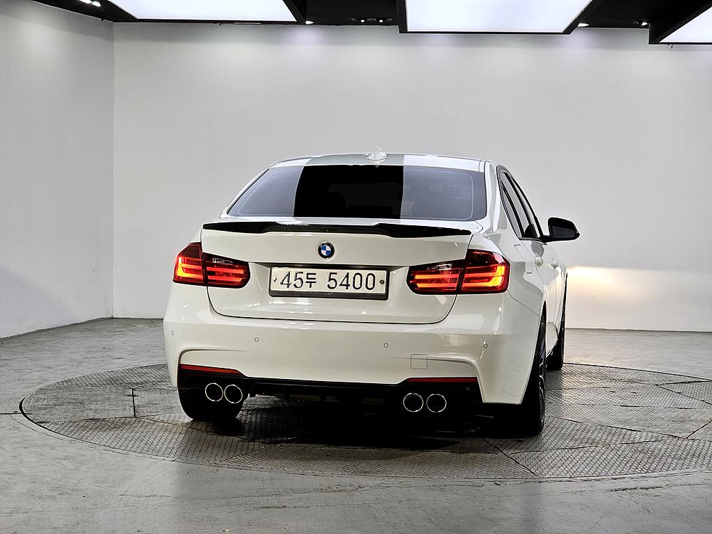 BMW 3 series - Vista 3