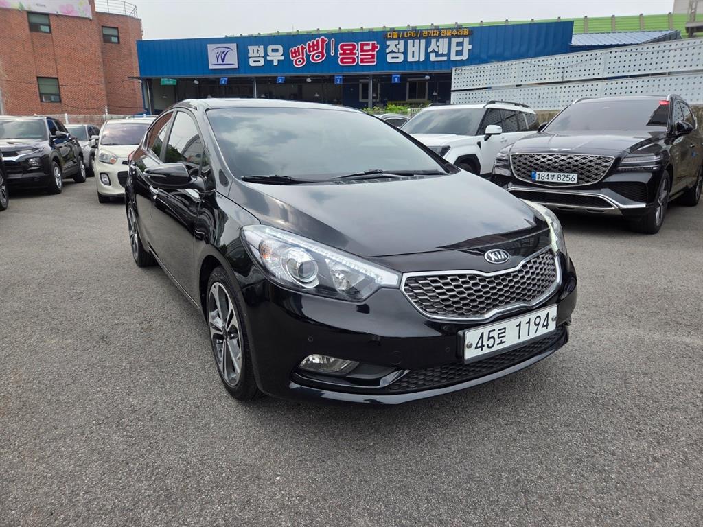 KIA K3 - Vista 3