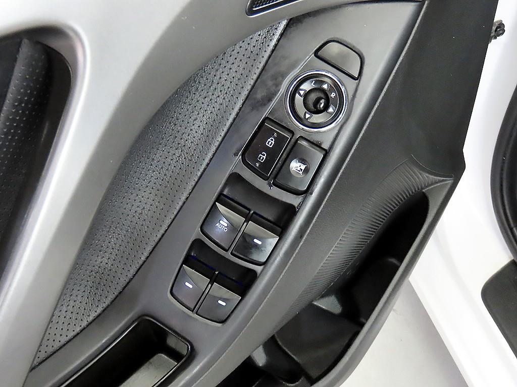 HYUNDAI Avante 2013 Blanco - Importación desde Corea - HF Imports Iquique - Foto 13