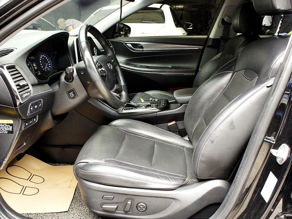 HYUNDAI Grandeur - Vista 9