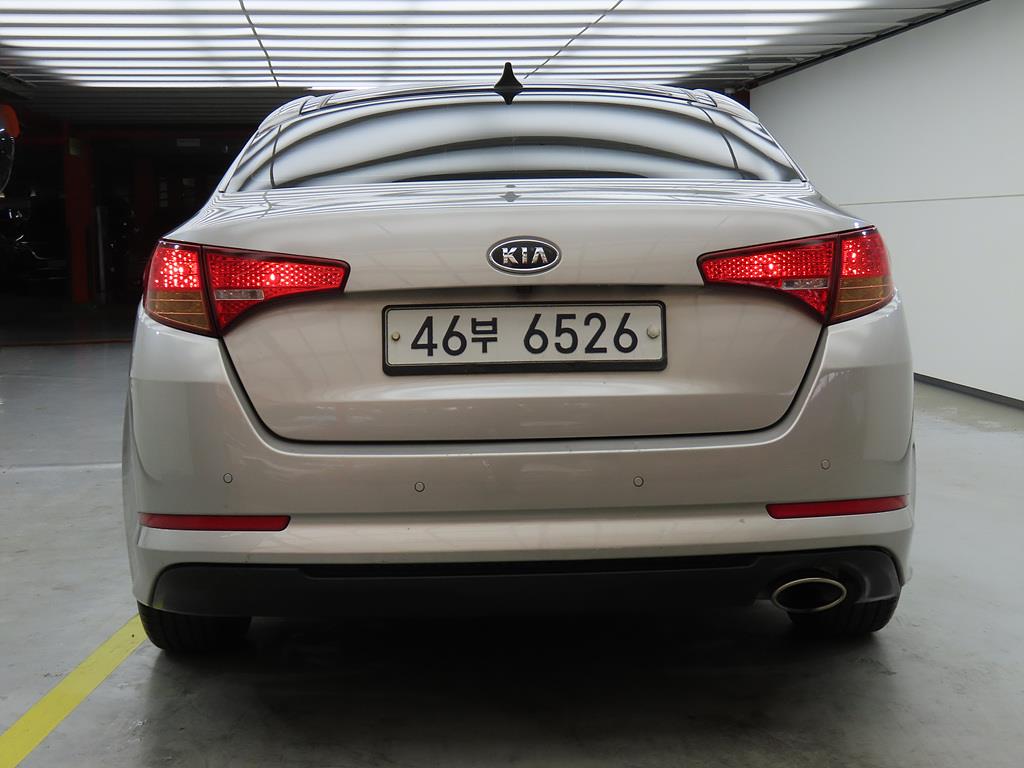 KIA K5 - Vista 4