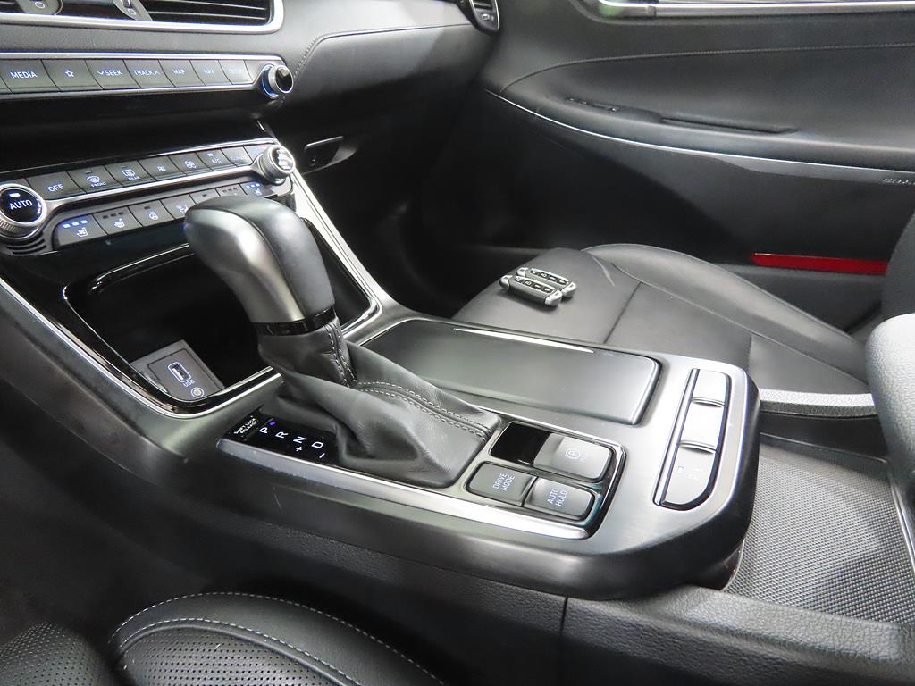 HYUNDAI Grandeur - Vista 11