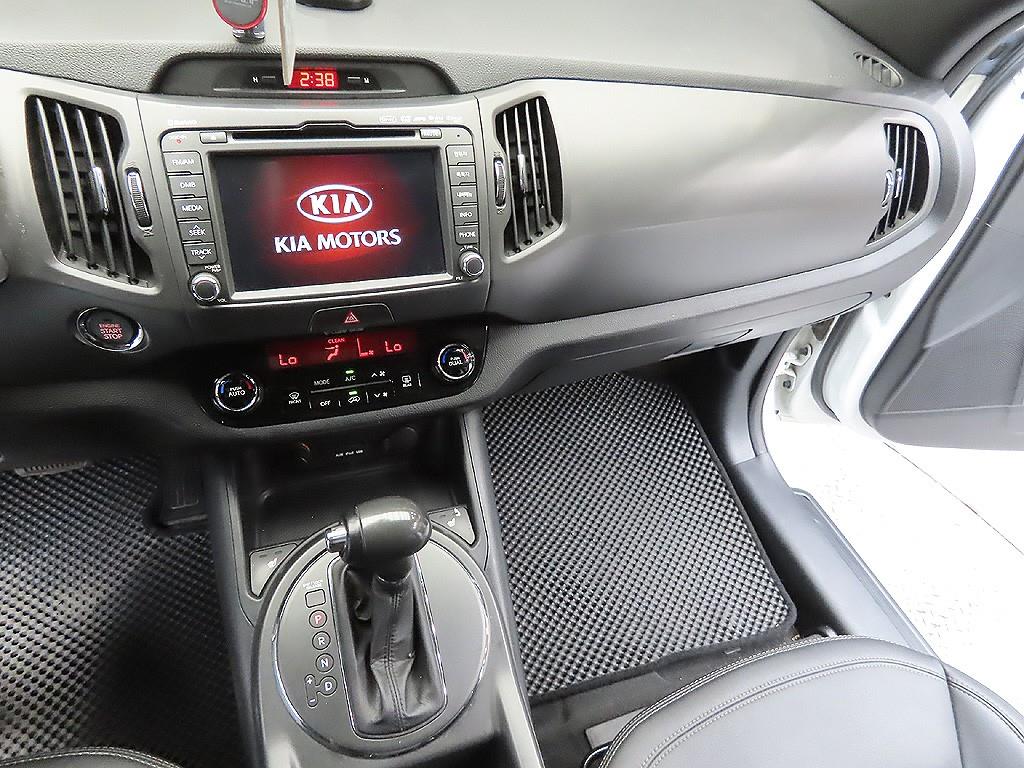 KIA Sportage 2013 Blanco - Importación desde Corea - HF Imports Iquique - Foto 7