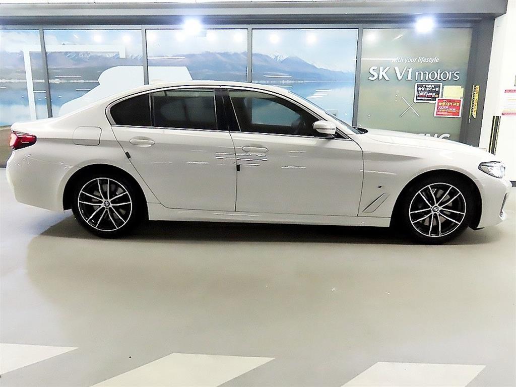 BMW 5 Series - Vista 3