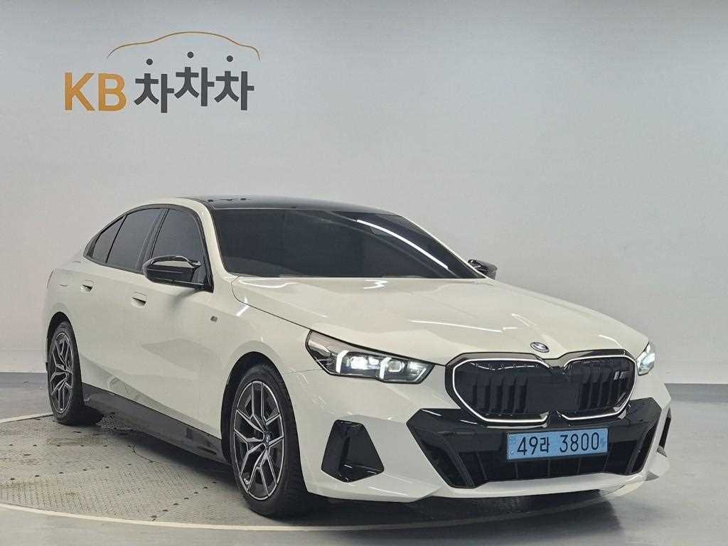 BMW i5 - Vista 4