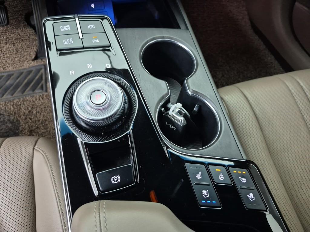 KIA K8 - Vista 8