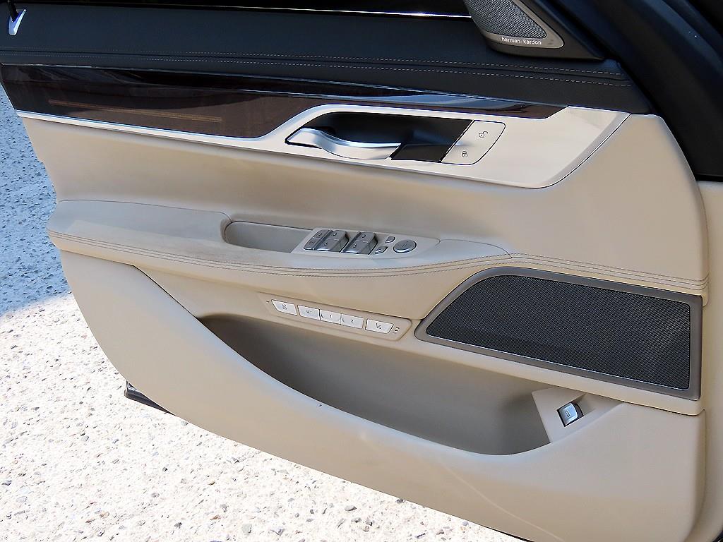 BMW 7 Series - Vista 12