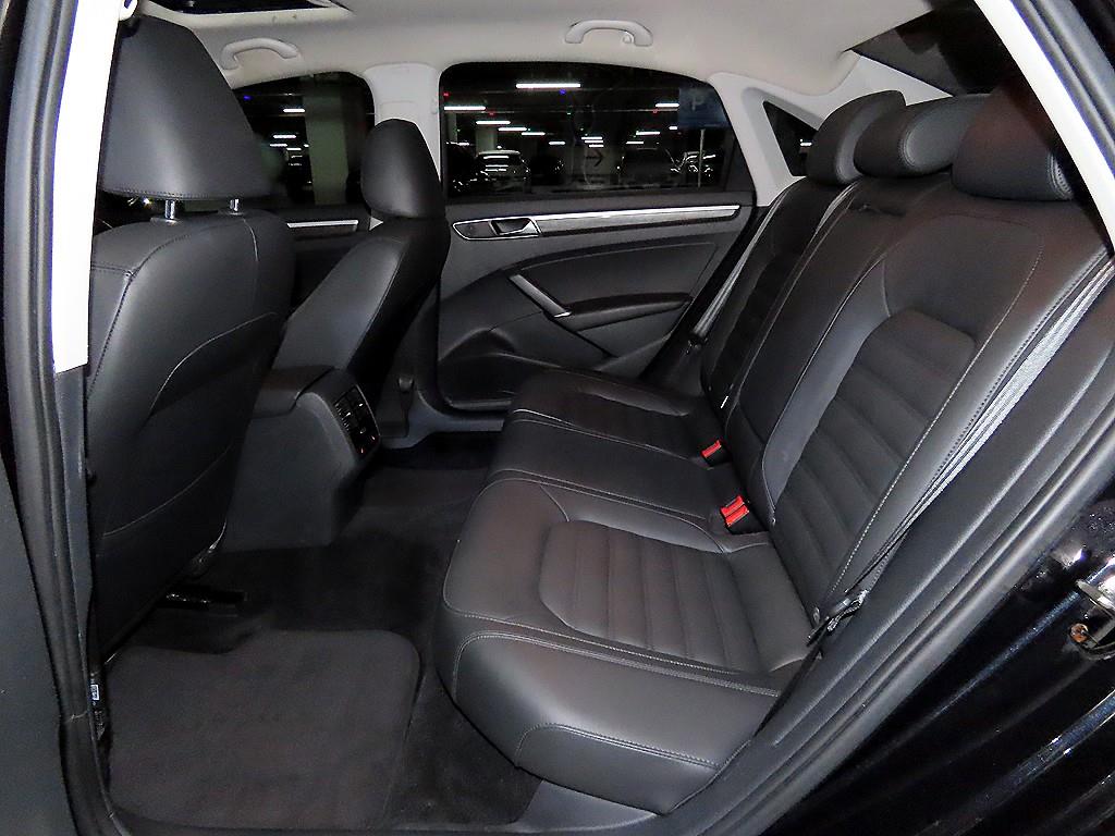 Volkswagen Passat - Vista 7