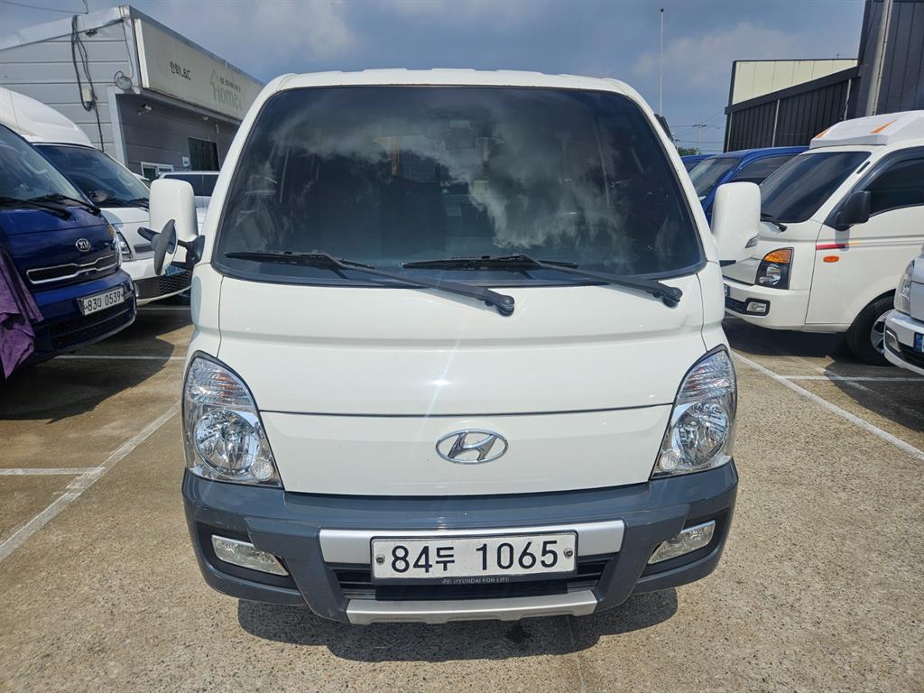 Small Truck Cargo (small) 2018 Blanco - Importación desde Corea - HF Imports Iquique - Foto 1