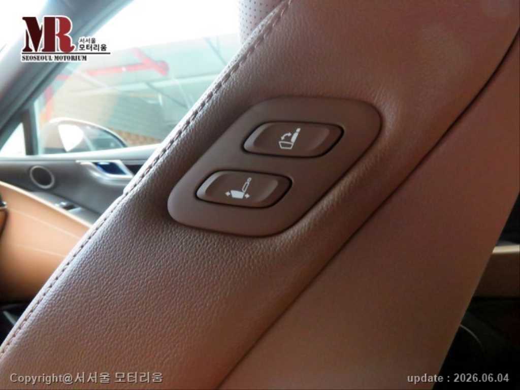 Genesis G80 - Vista 12