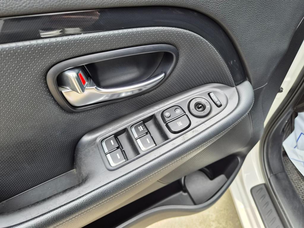 KIA Carens 2014 Blanco - Importación desde Corea - HF Imports Iquique - Foto 16